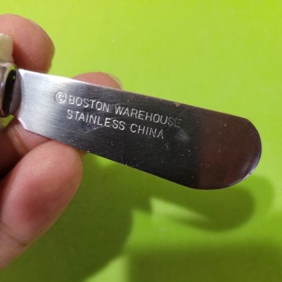 Boston Warehouse Pair of Easter Bunny Spreaders & Wood Easter Theme Tic Tac Toe - Picture 5 of 9